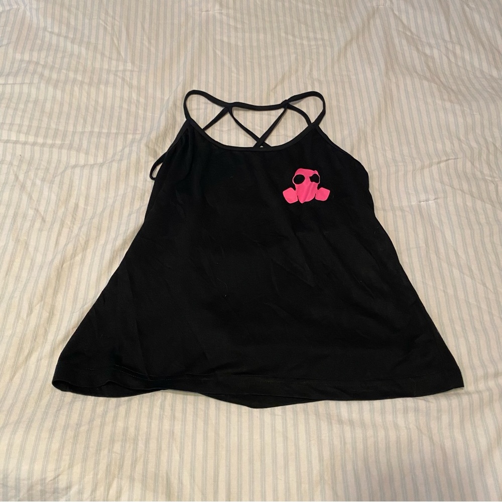 NO SURRENDER strappy tank top